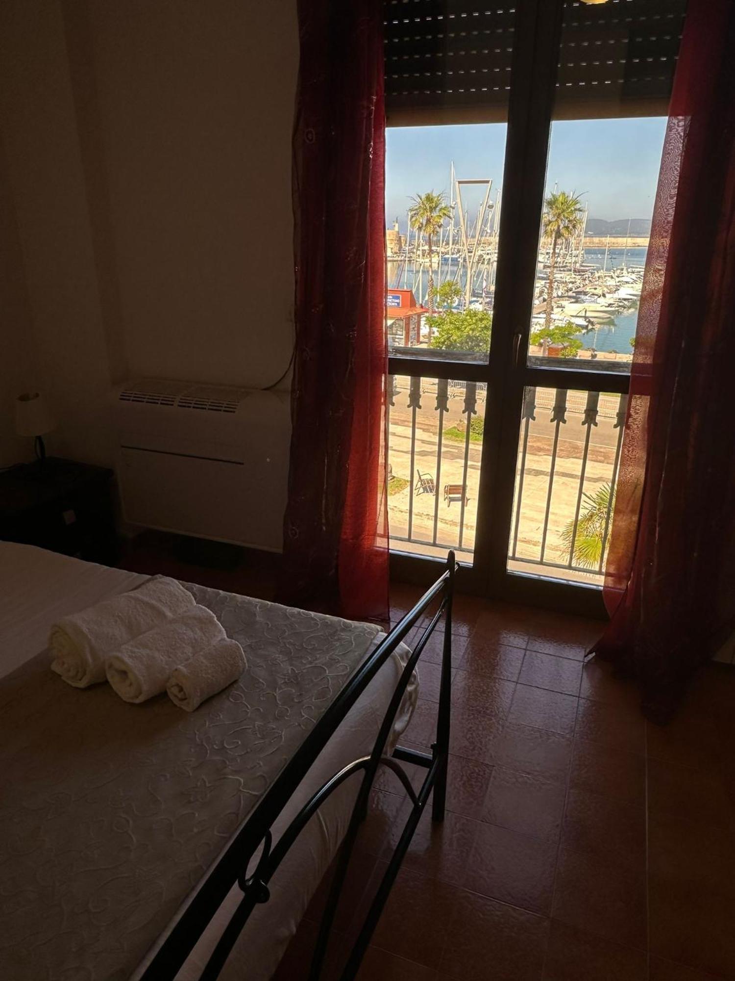 L'Aragosta Guesthouse Alghero Dış mekan fotoğraf